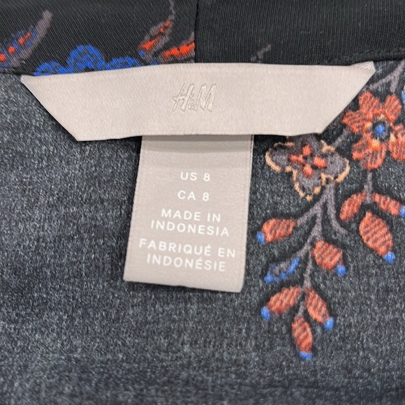 H&M Black Blue Floral Shift Dress High Neck Tie Bell Sleeves Size 8 - Picture 11 of 12